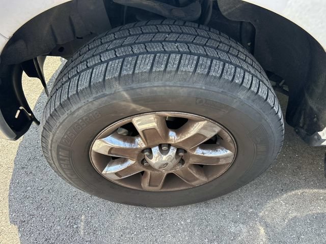 Used 2014 Ford F150 XLT w/ XLT Chrome Package AWD/4WD image 10