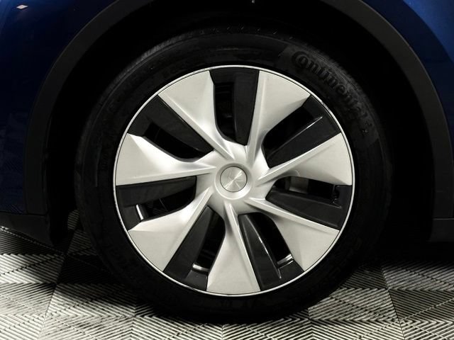 Used 2023 Tesla Model Y Long Range AWD/4WD image 12