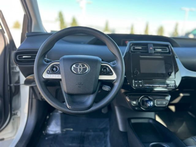 Used 2016 Toyota Prius Two image 13