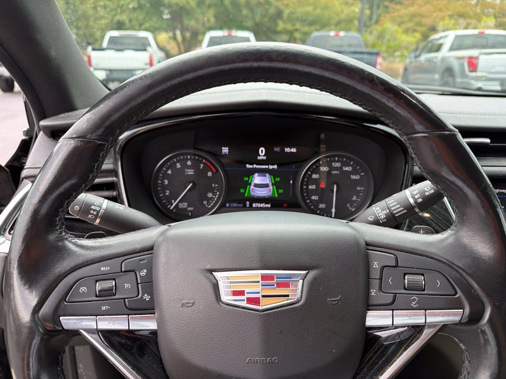 Used 2020 Cadillac XT6 Premium Luxury AWD/4WD image 6
