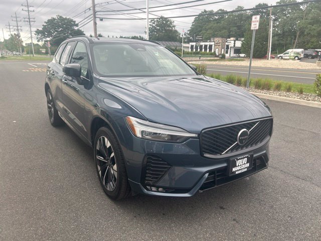 Used 2026 Volvo XC60 B5 Plus AWD/4WD image 6