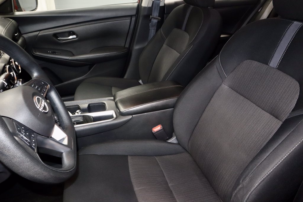 Used 2024 Nissan Sentra SV FWD image 23