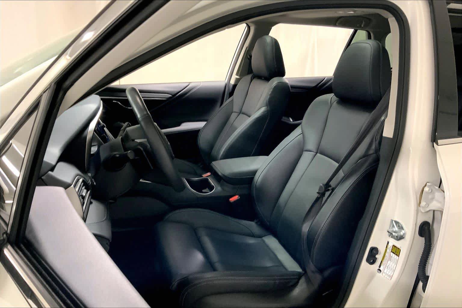 Used 2023 Subaru Outback Touring XT AWD/4WD image 7