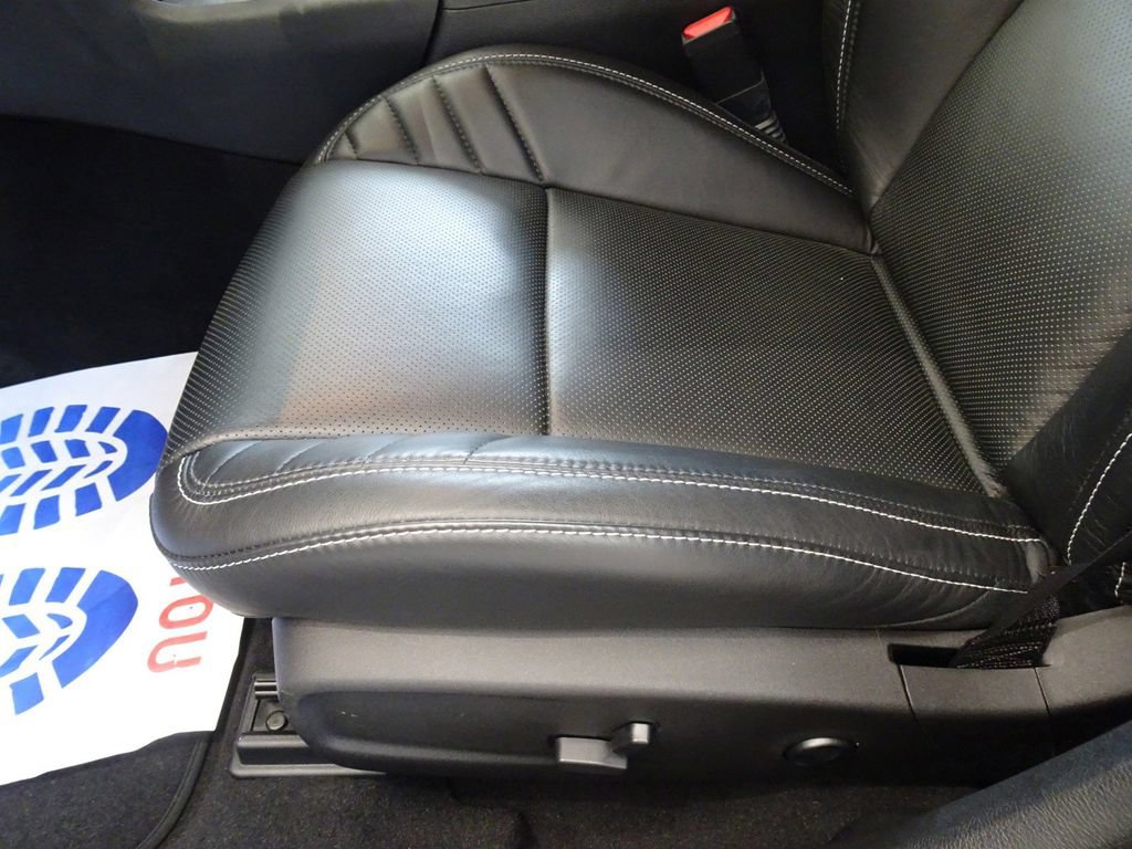 Used 2023 Dodge Charger SRT Hellcat w/ Harman/Kardon Audio Group RWD image 9
