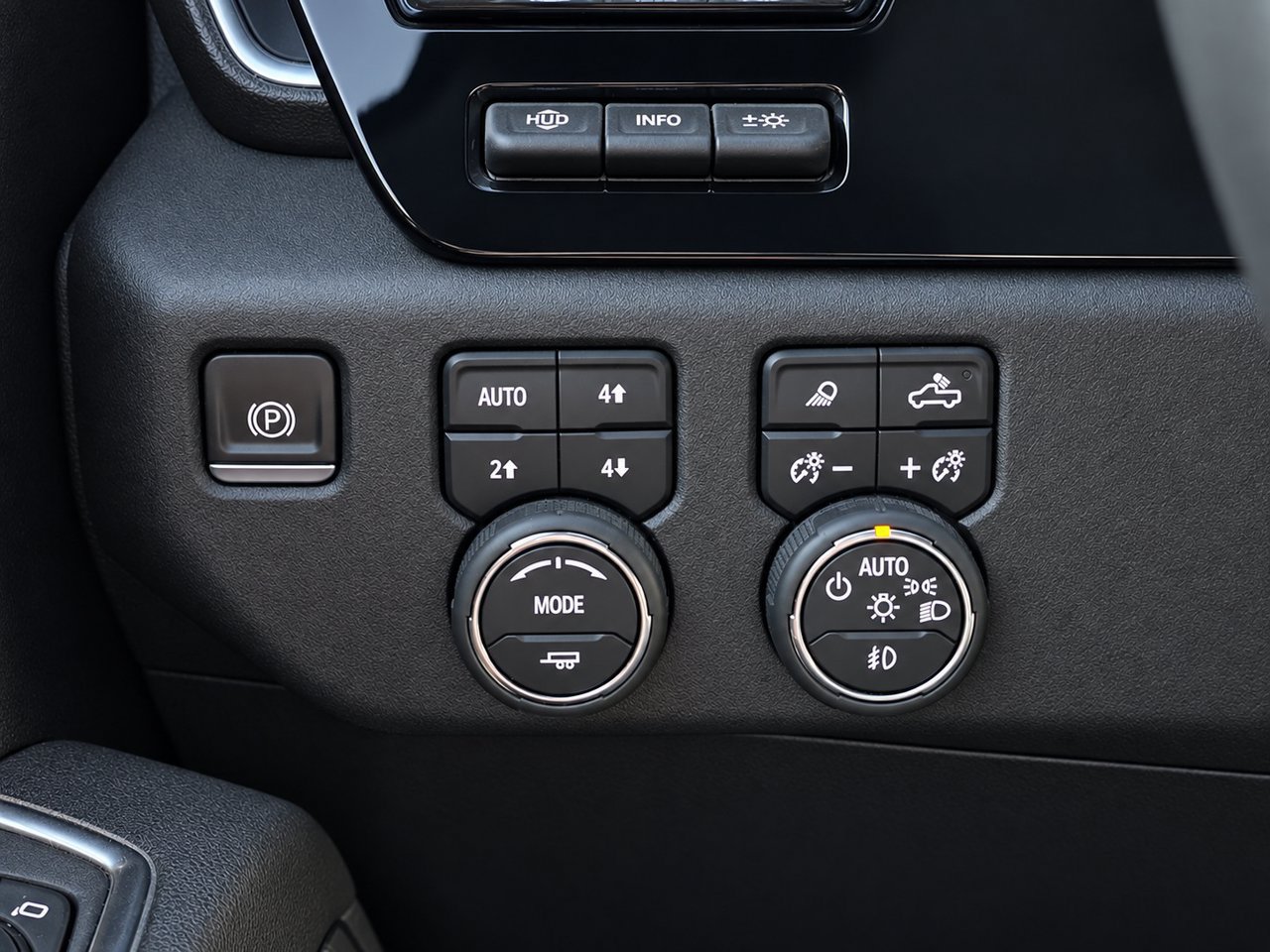 Certified 2024 Chevrolet Silverado 3500 High Country w/ High Country Premium Package AWD/4WD image 27