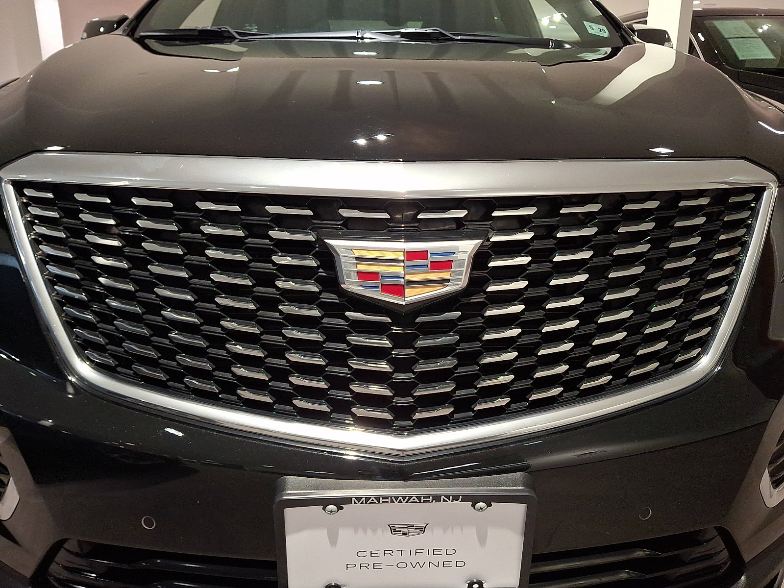 Certified 2024 Cadillac XT5 Luxury AWD/4WD image 10