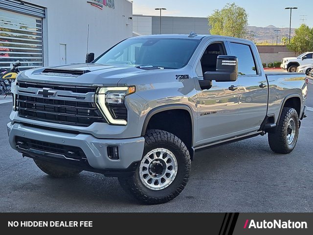 Used 2024 Chevrolet Silverado 2500 LTZ w/ LTZ Plus Package AWD/4WD video 1