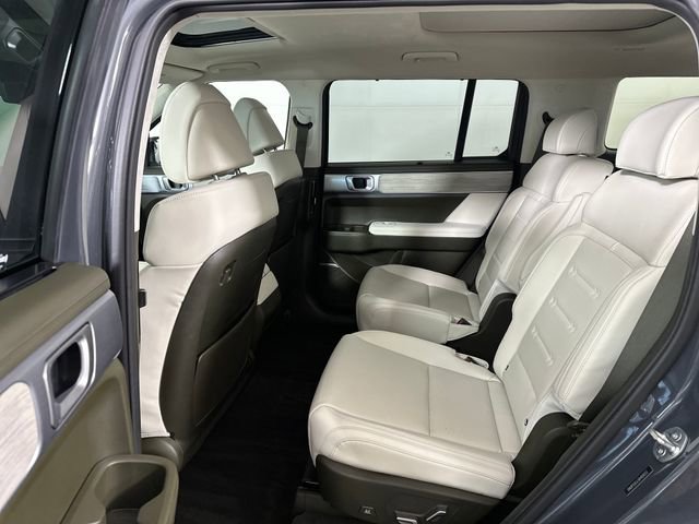 Used 2024 Hyundai Santa Fe Calligraphy image 25