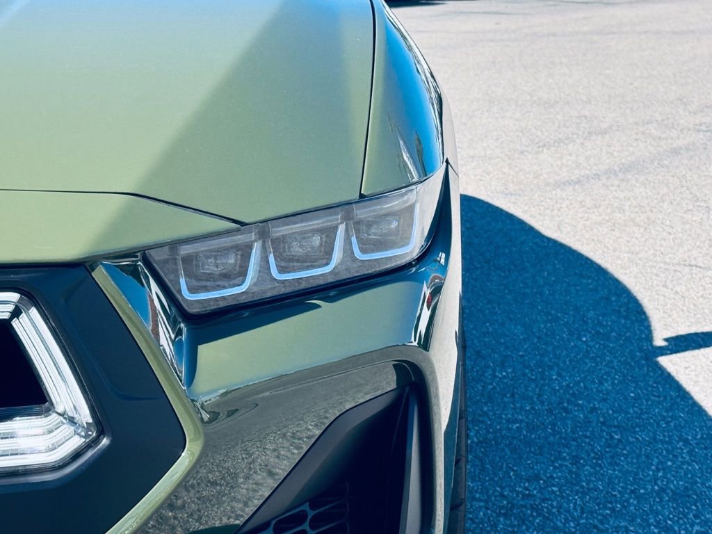 Used 2025 Ford Mustang GT Premium w/ GT Performance Package image 8