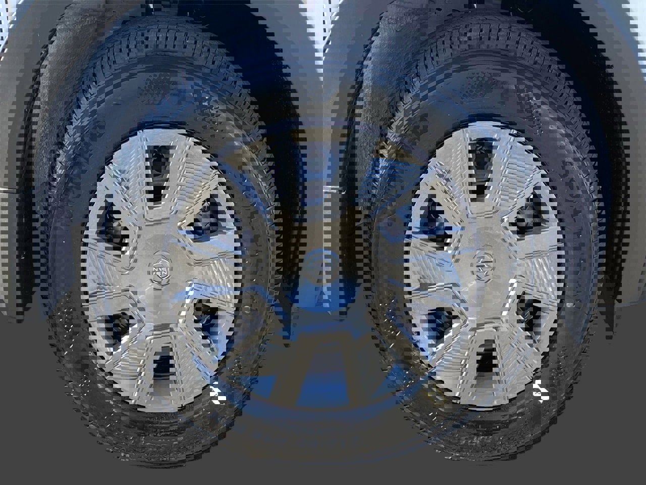 New 2026 Nissan Kicks S image 7