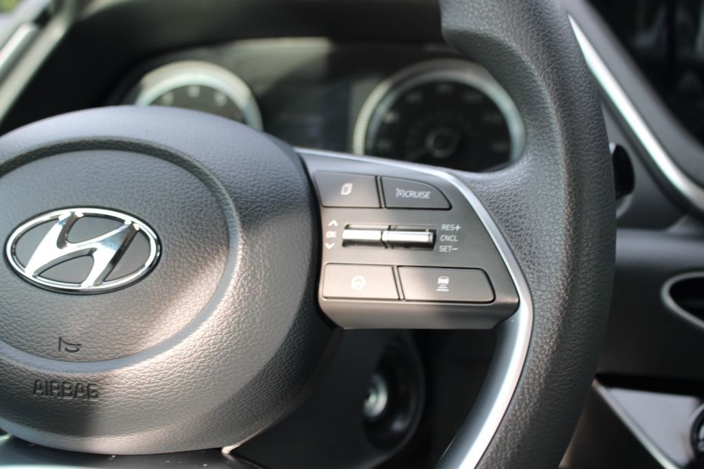 Used 2023 Hyundai Sonata SE w/ Cargo Package FWD image 18