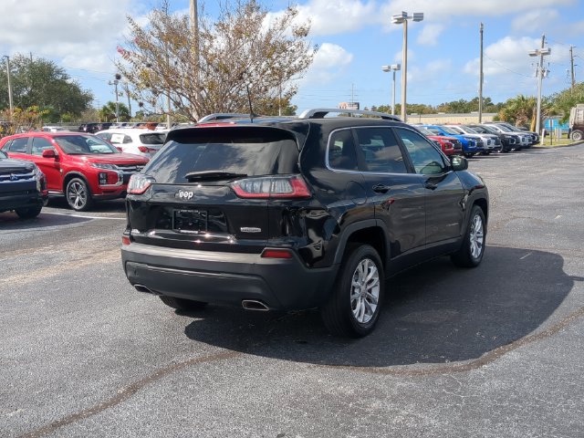 Used 2019 Jeep Cherokee Latitude w/ Popular Appearance Group FWD image 5