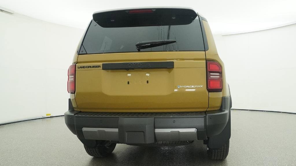 New 2026 Toyota Land Cruiser AWD/4WD image 17