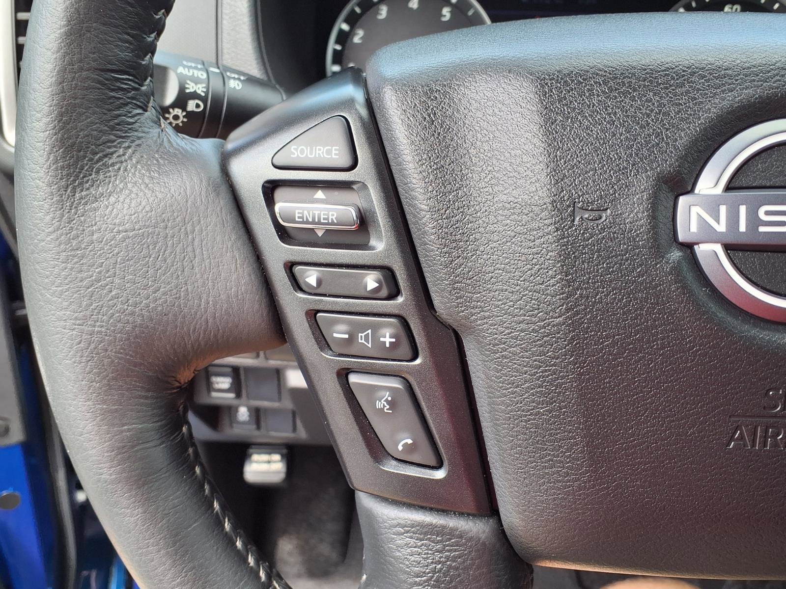 Used 2024 Nissan Frontier SL image 25