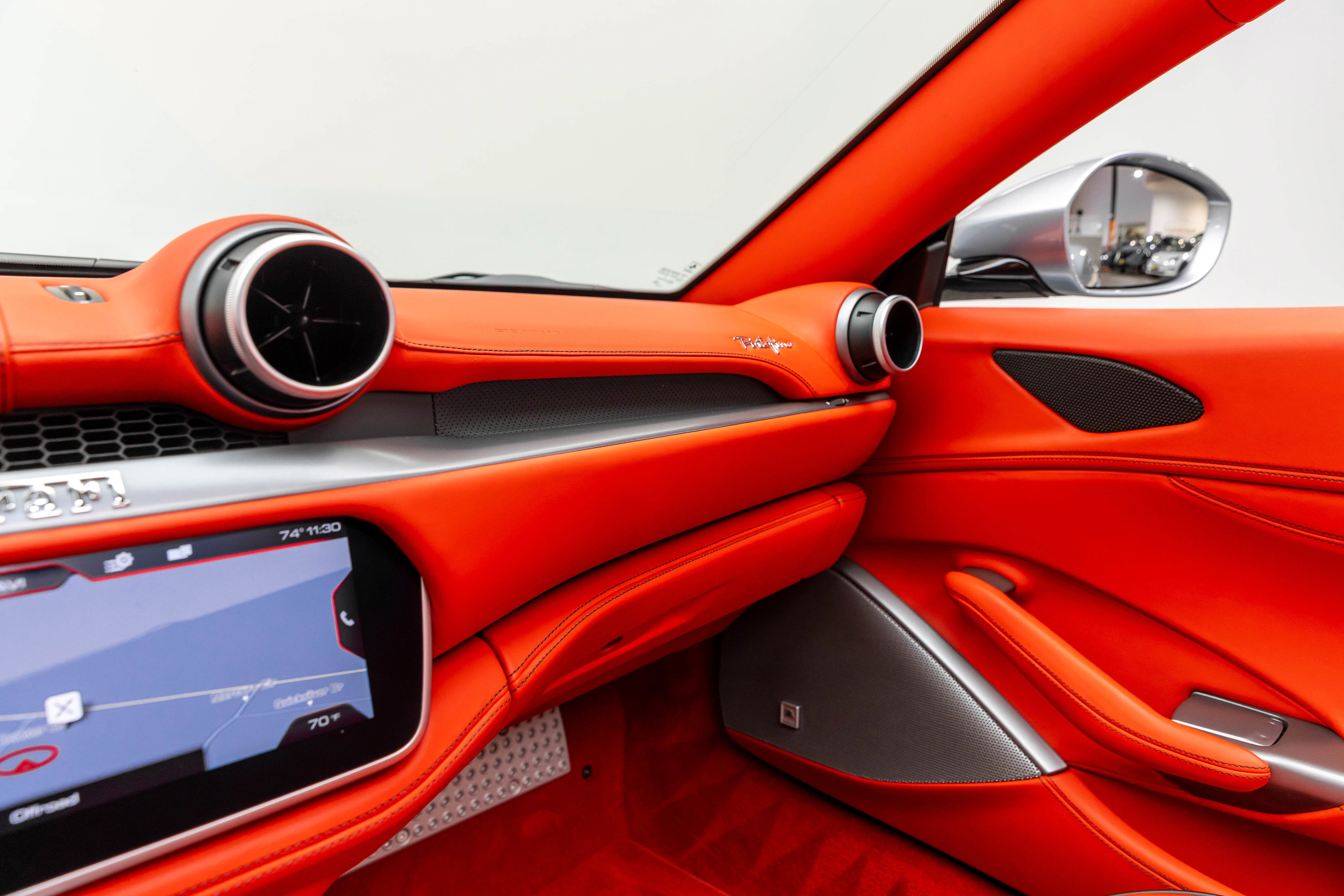 Certified 2019 Ferrari Portofino RWD image 34