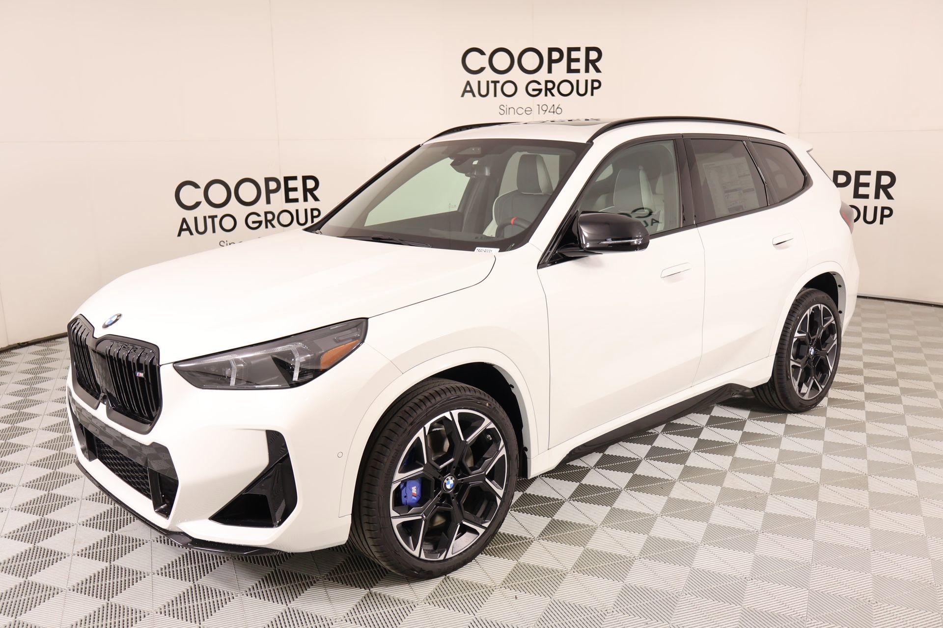 New 2026 BMW X1 M35i w/ Technology Package AWD/4WD image 10