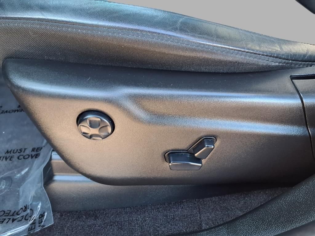 Used 2018 Jeep Grand Cherokee Limited image 24