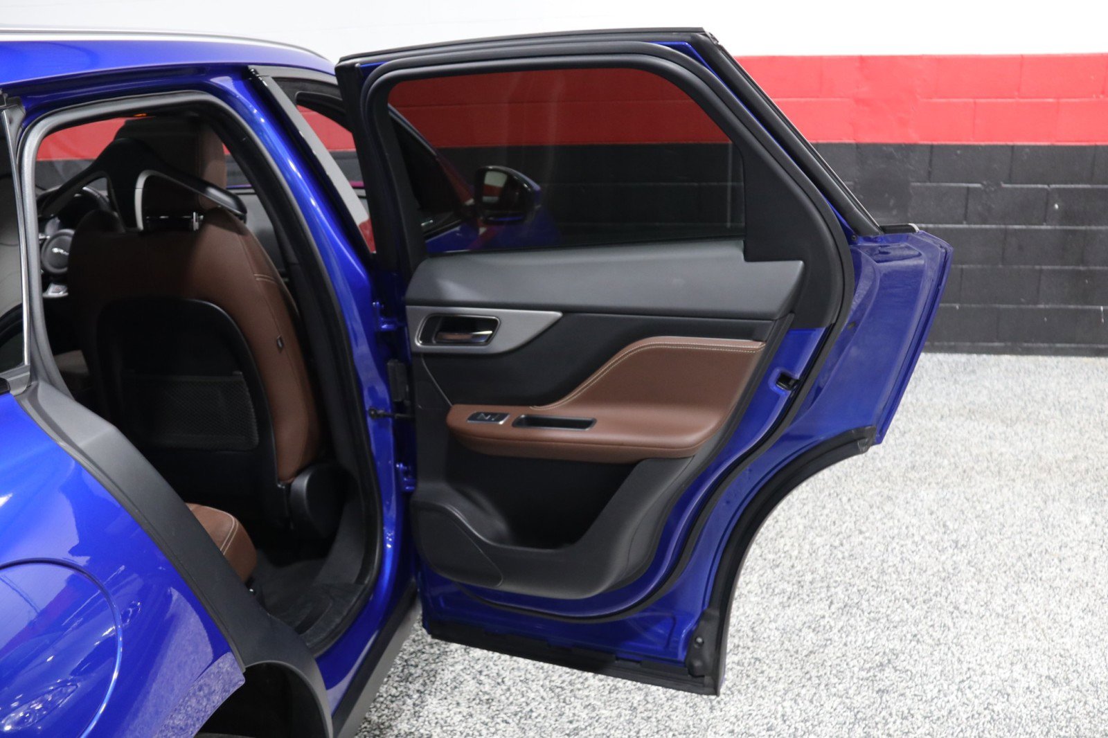 Used 2019 Jaguar F-PACE S image 47