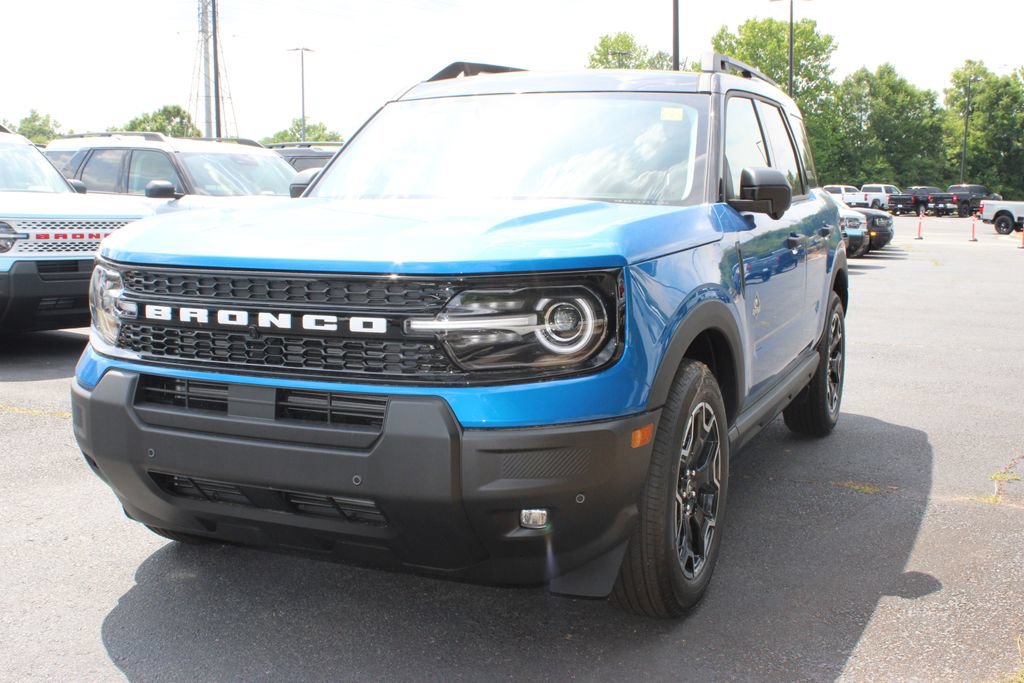 New 2026 Ford Bronco Sport Outer Banks w/ Outer Banks Tech Package+ AWD/4WD image 13