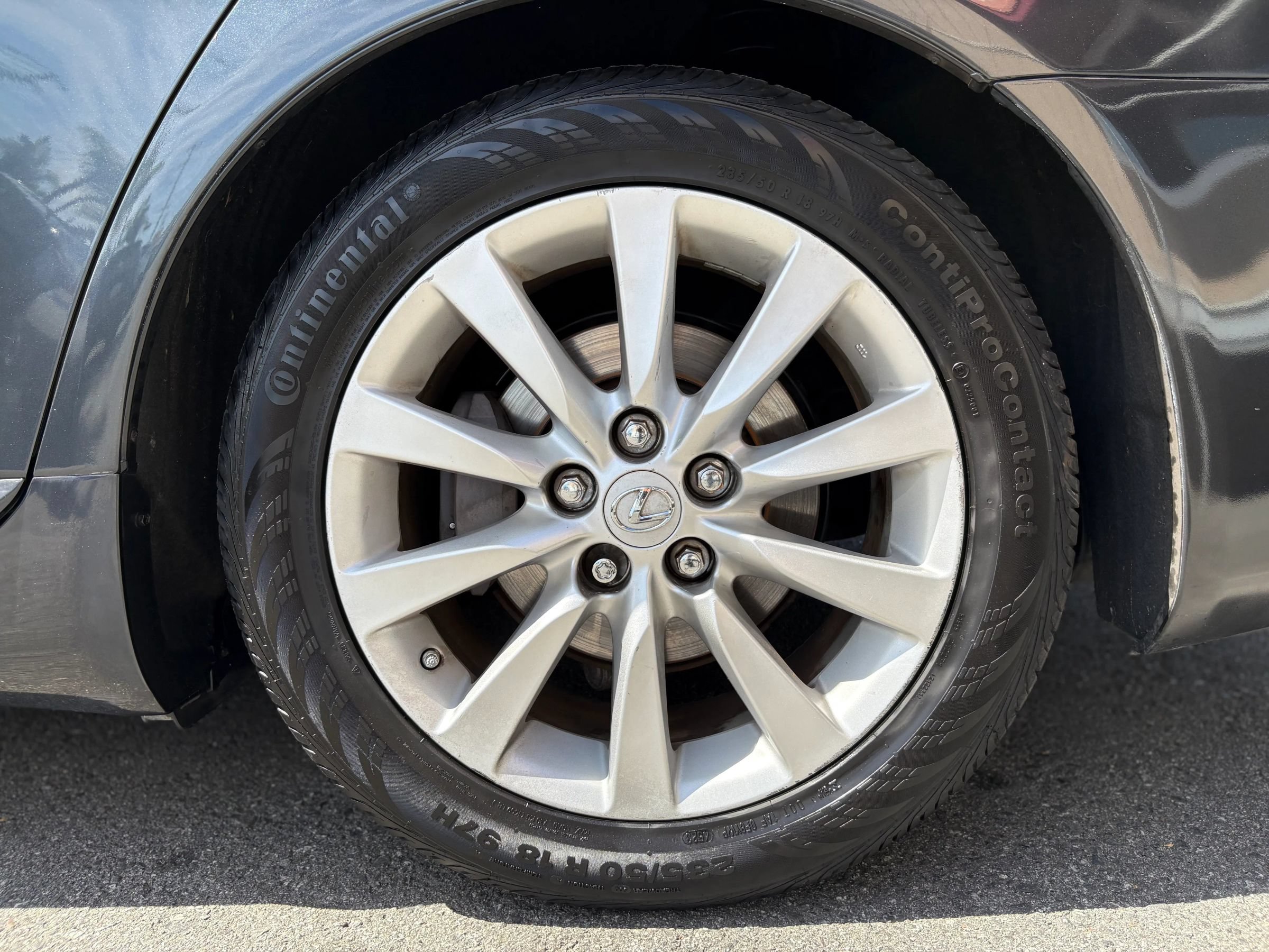 Used 2010 Lexus LS 460 w/ Comfort Pkg RWD image 28