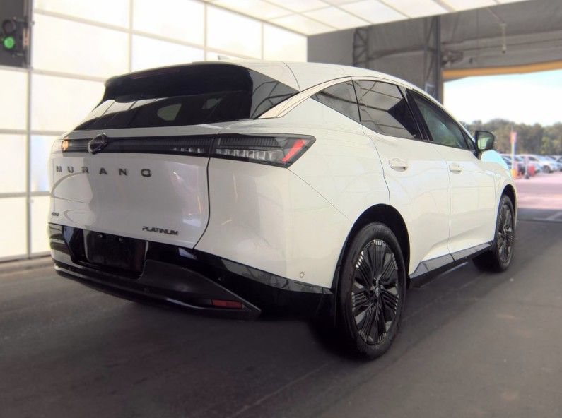 Used 2025 Nissan Murano Platinum w/ Cargo Package AWD/4WD image 3