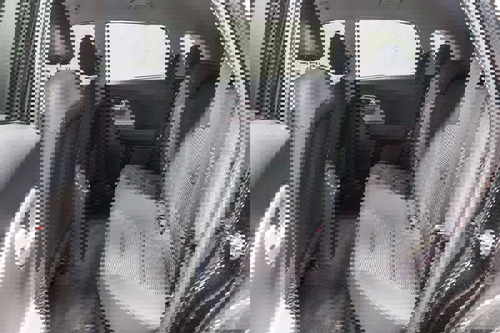 Used 2021 Kia Niro LX image 23