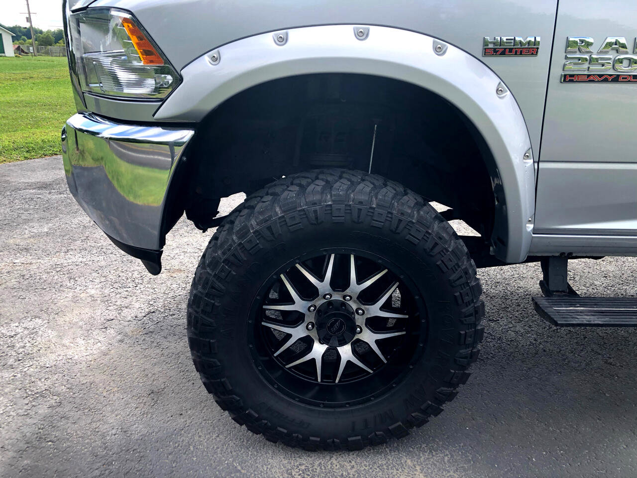 Used 2015 RAM 2500 SLT image 21