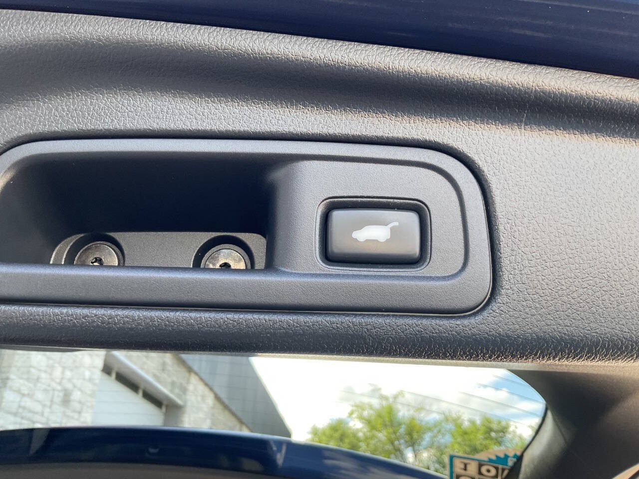 Used 2016 Honda Pilot Elite image 45