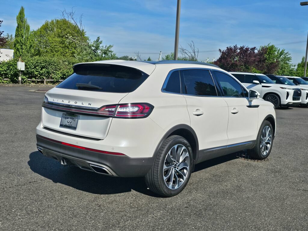 Used 2022 Lincoln Nautilus Reserve w/ Equipment Group 201A AWD/4WD image 7