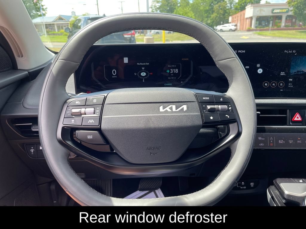 Used 2025 Kia EV6 Light w/ Light LR Technology Package AWD/4WD image 17