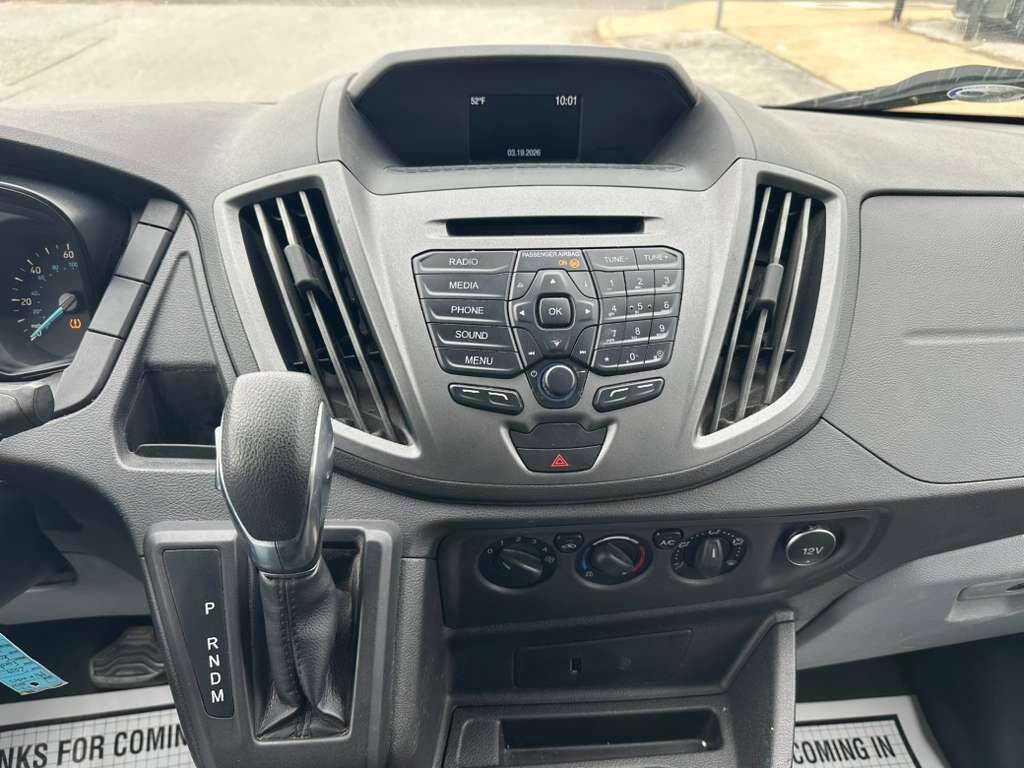 Used 2019 Ford Transit 250 130 Low Roof RWD image 15