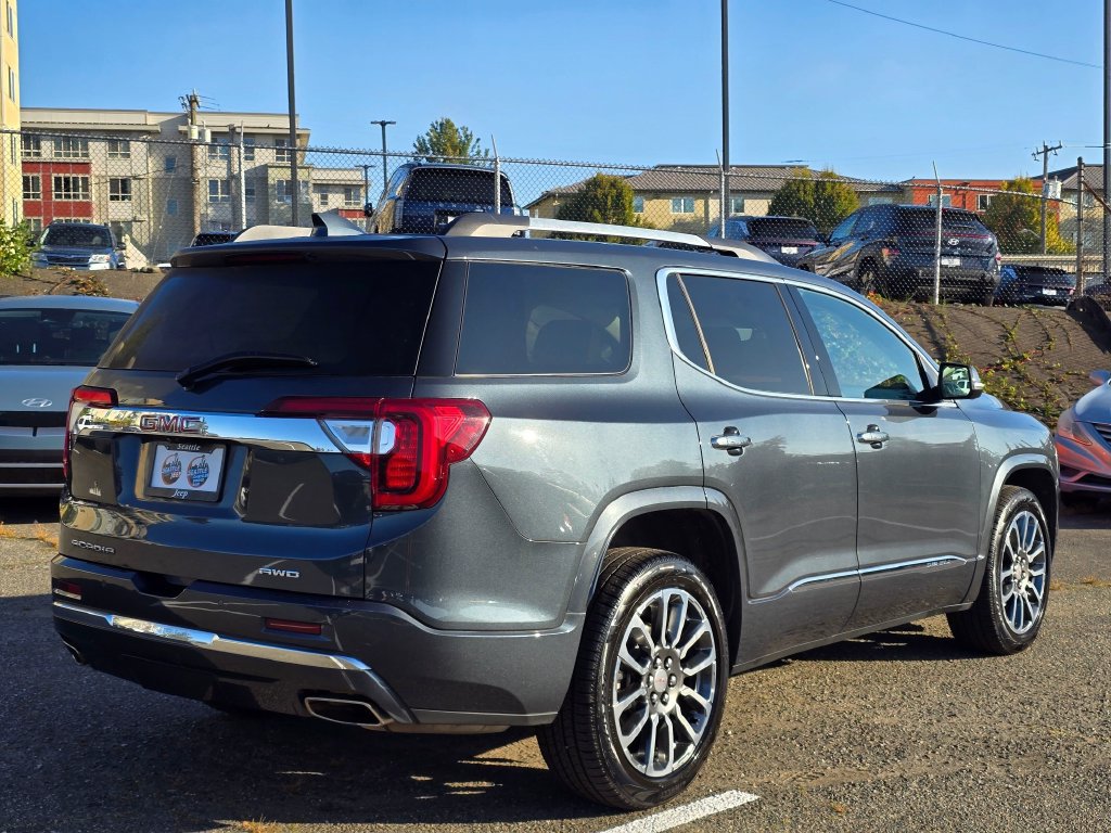 Used 2020 GMC Acadia Denali w/ Denali Ultimate Package AWD/4WD image 8