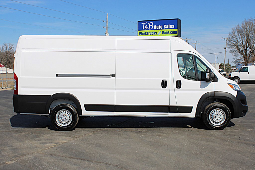 Used 2025 RAM ProMaster 3500 w/ Convenience Group image 7