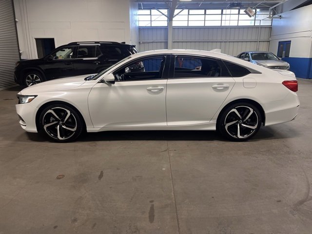 Used 2018 Honda Accord Sport image 6