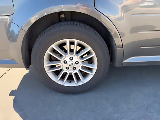 Used 2019 Ford Flex SEL w/ Class III Trailer Tow Package AWD/4WD image 9