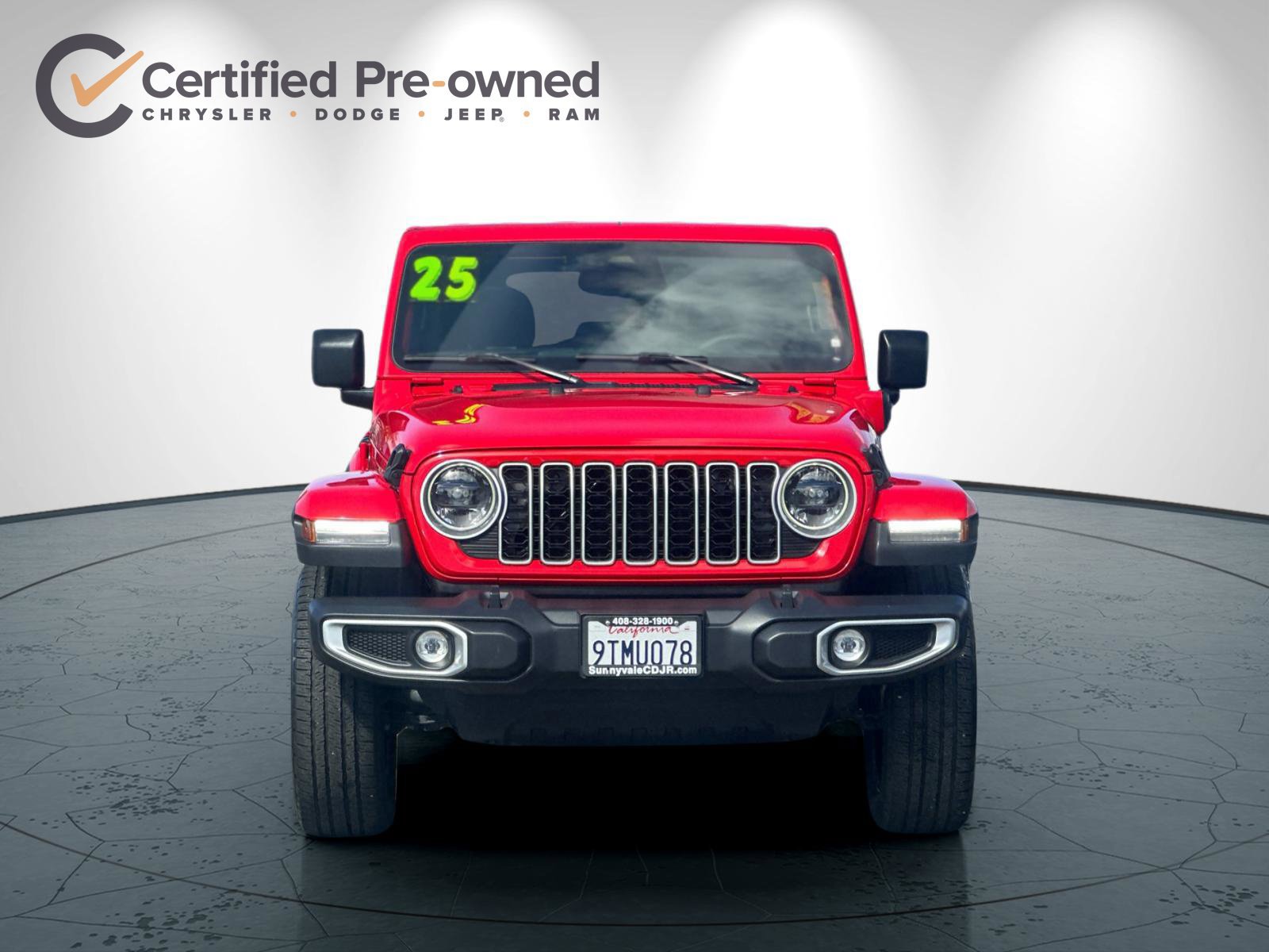 Used 2025 Jeep Wrangler Unlimited Sahara AWD/4WD image 9
