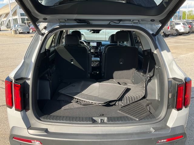 Used 2023 Kia Sorento SX Prestige image 19