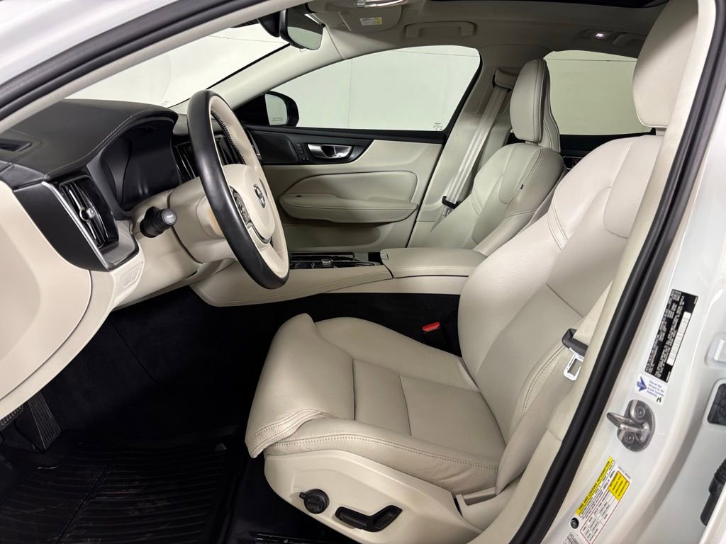 Used 2024 Volvo S60 T8 Ultimate w/ Climate Package image 16