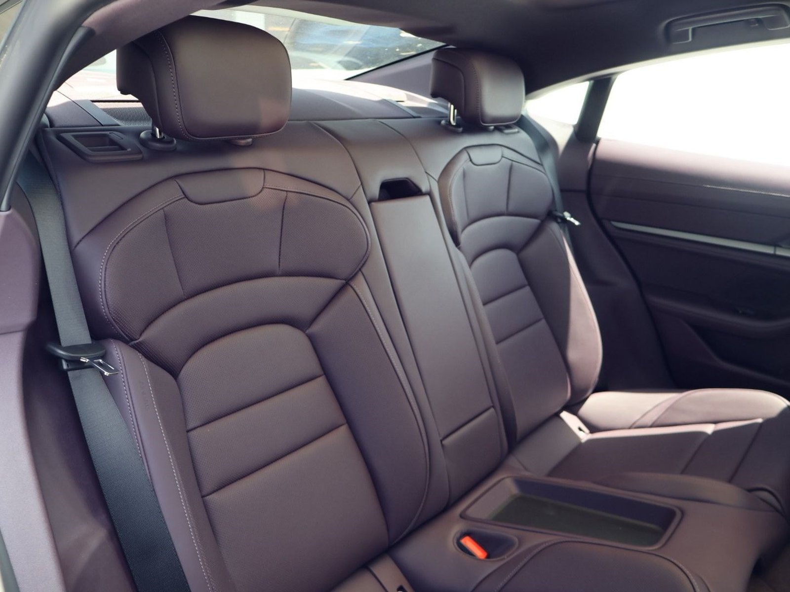 New 2026 Porsche Taycan 4S AWD/4WD image 23