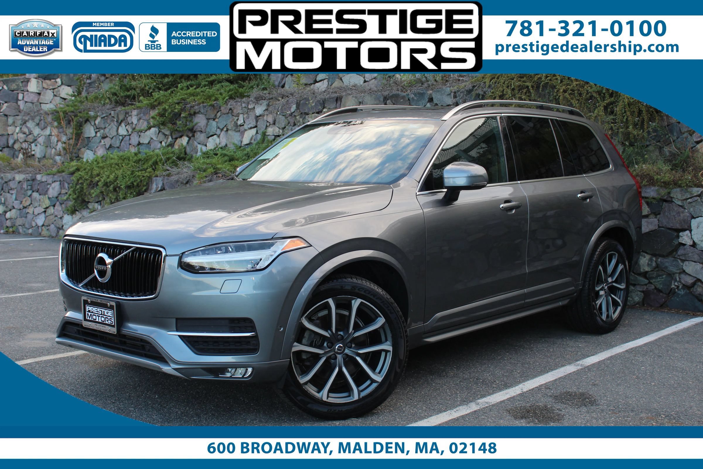 Used 2016 Volvo XC90 T6 Momentum w/ Momentum Plus Package AWD/4WD image 1