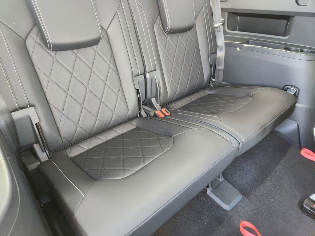 New 2026 Volkswagen Atlas SEL Premium R-Line image 22