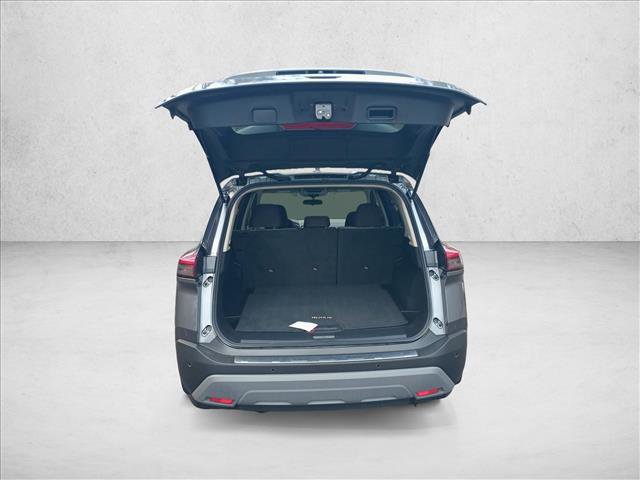 Used 2023 Nissan Rogue SV image 8