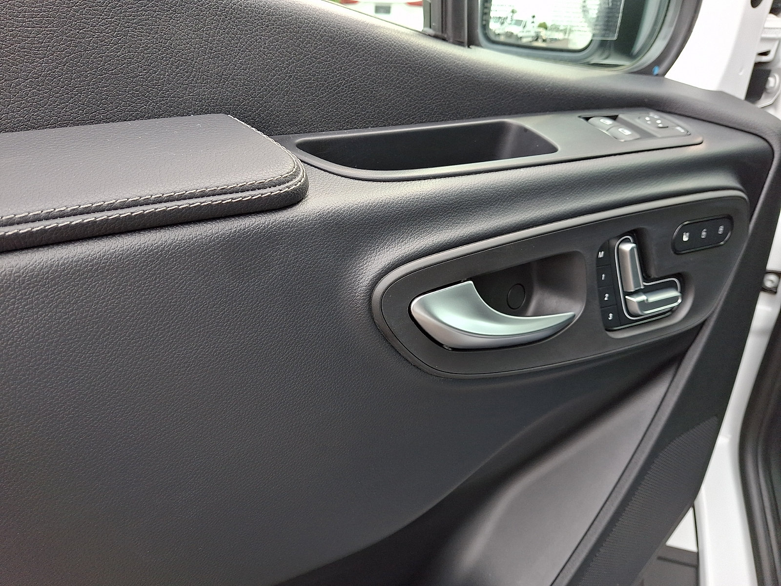 New 2026 Mercedes-Benz Sprinter 2500 image 9