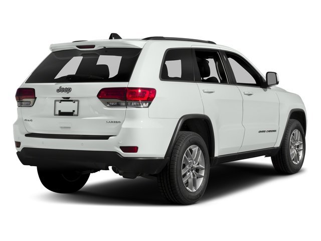 Used 2017 Jeep Grand Cherokee Laredo w/ Quick Order Package 23E AWD/4WD image 5