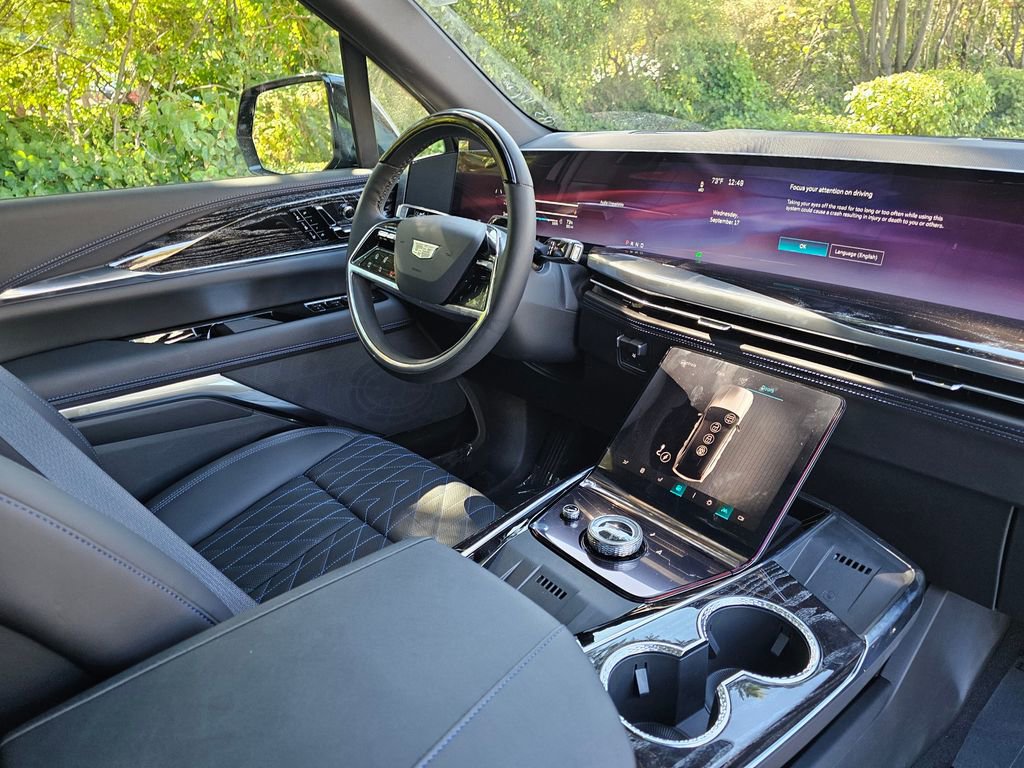 New 2026 Cadillac Escalade IQL Sport 1 AWD/4WD image 10