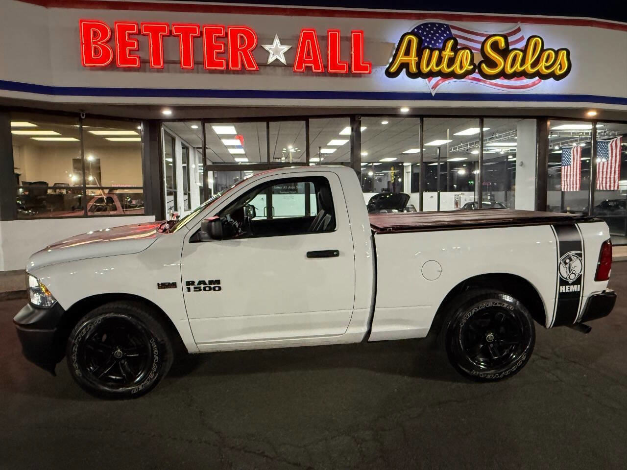 Used 2014 RAM 1500 ST image 4