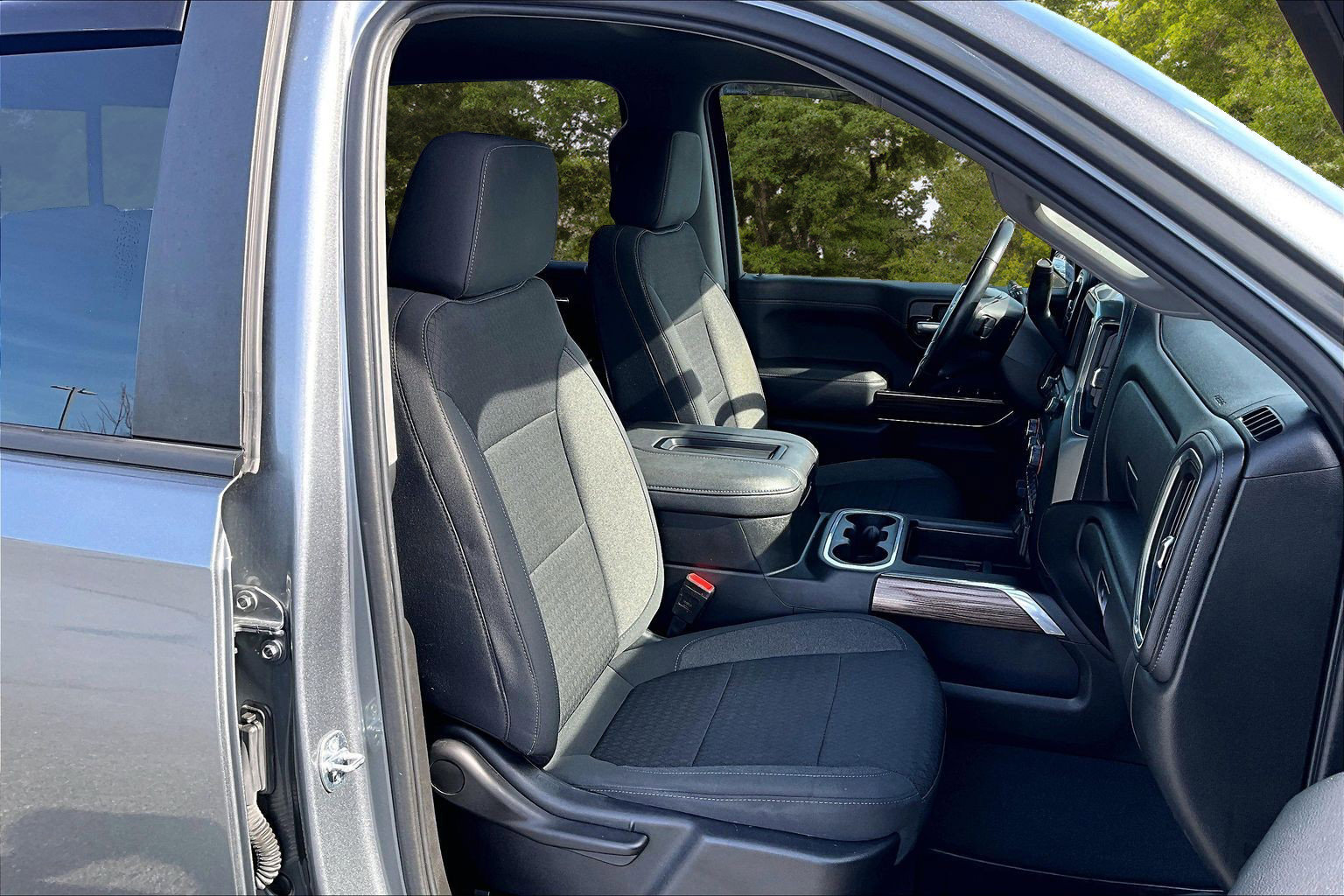 Used 2021 Chevrolet Silverado 1500 RST w/ All Star Edition Plus image 32