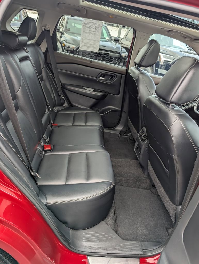 Used 2023 Nissan Rogue SL w/ SL Premium Package AWD/4WD image 18