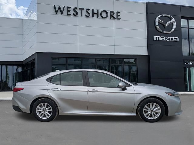Used 2025 Toyota Camry LE FWD image 2