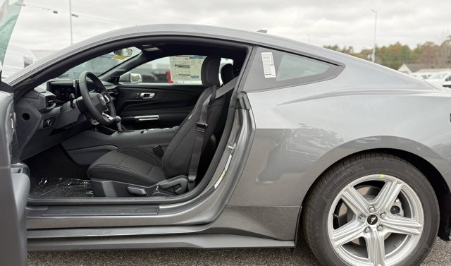 New 2026 Ford Mustang Coupe image 10